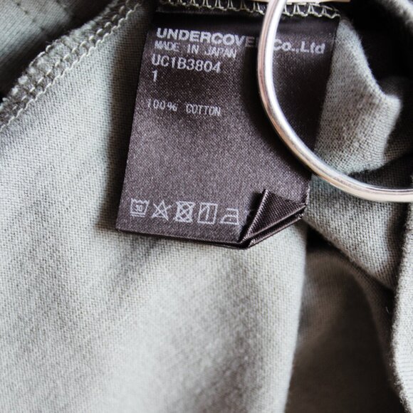 BNWT SS22 UNDERCOVER ABSTRACT PRINT TSHIRT 1 - Picture 9 of 10